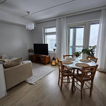 Stylish Floor Ap, With Private Parking, Next To A Tram Stop *